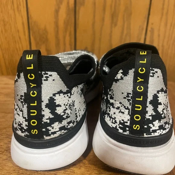 APL"Athletic Propulsion Lab Lululemon Techloom Breeze Camo -Black & White - Picture 3 of 13